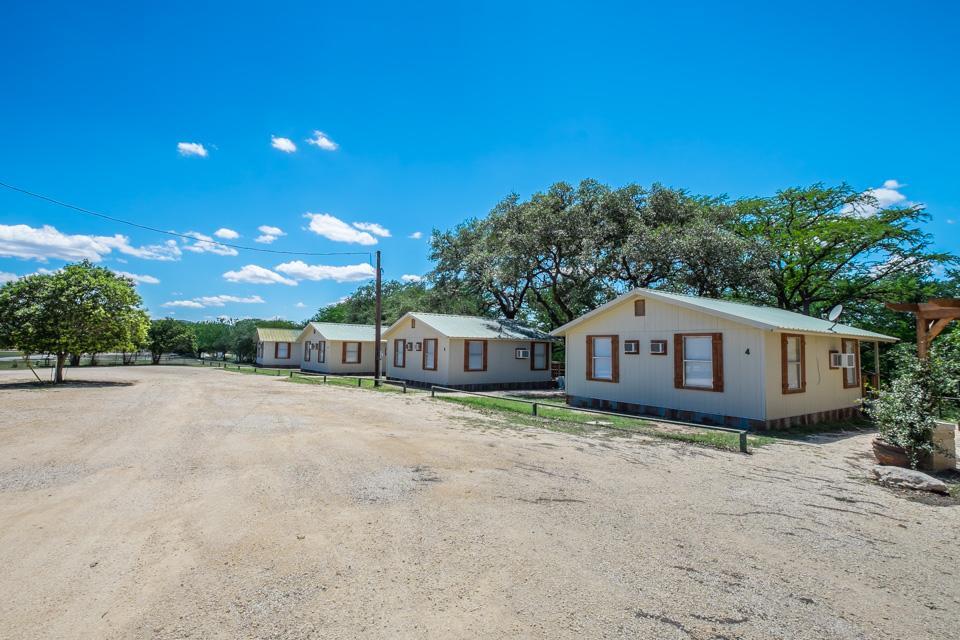 River Bluff Cabins Rio Frio Exterior foto